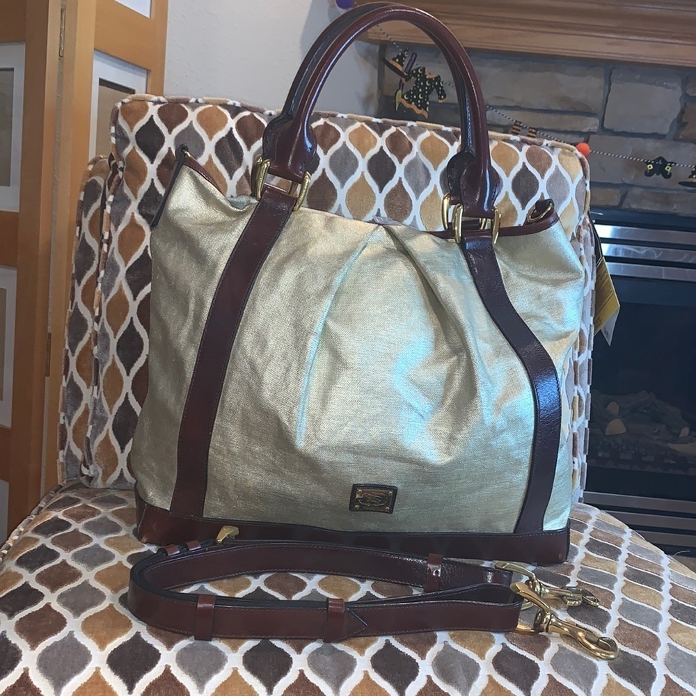 BURBERRY Unique Travel Bag - Picture 7 of 11